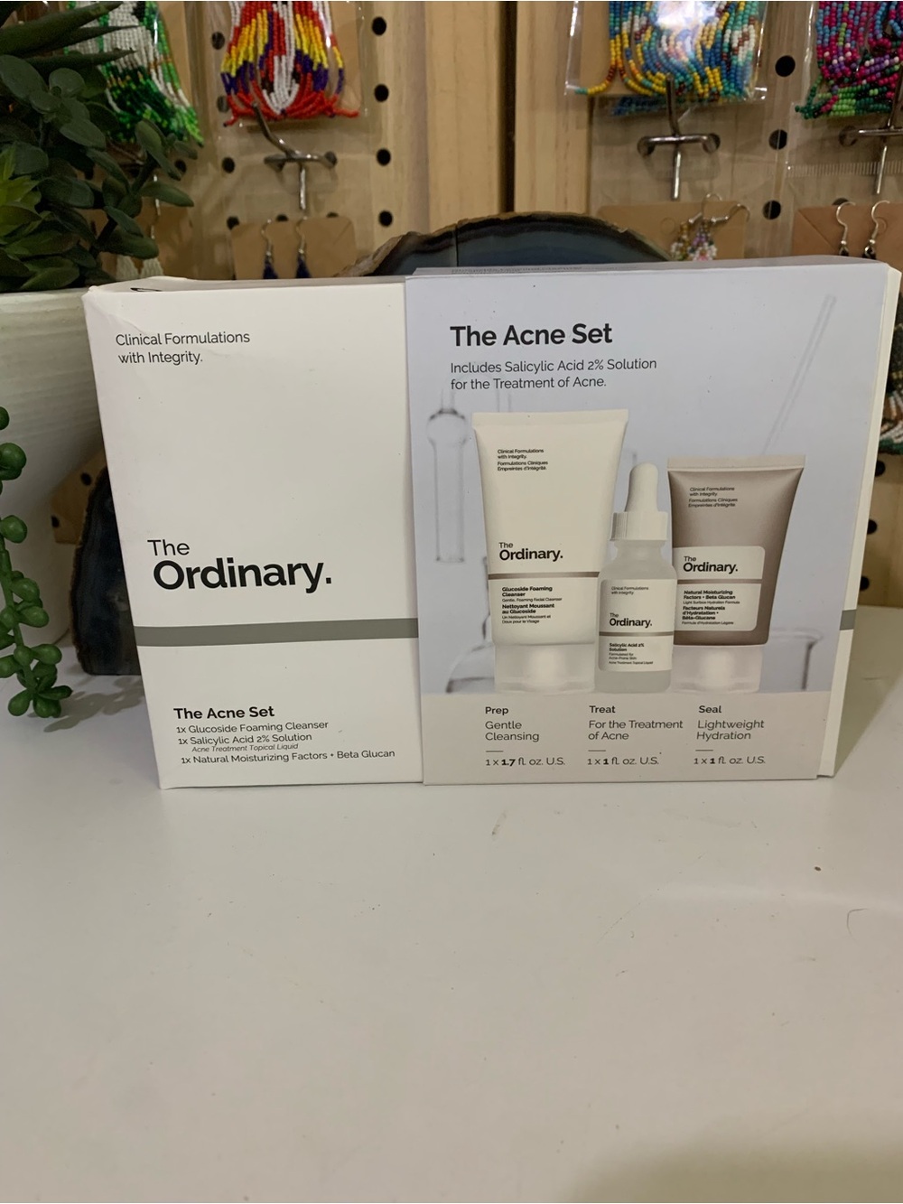 The Ordinary Acne Set - White & Cream Packaging